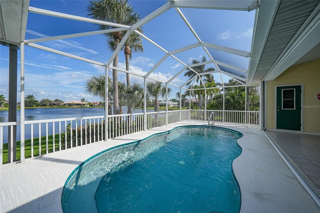 待售: $450,000 (3 贝兹, 2 浴室, 2347 平方英尺)