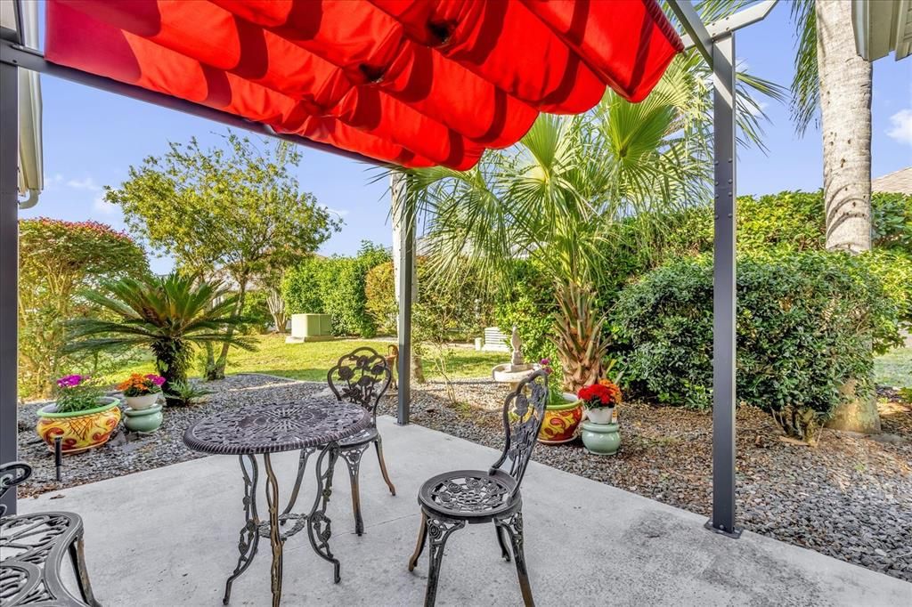 For Sale: $355,000 (3 beds, 2 baths, 1392 Square Feet)