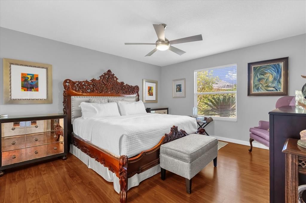 For Sale: $355,000 (3 beds, 2 baths, 1392 Square Feet)