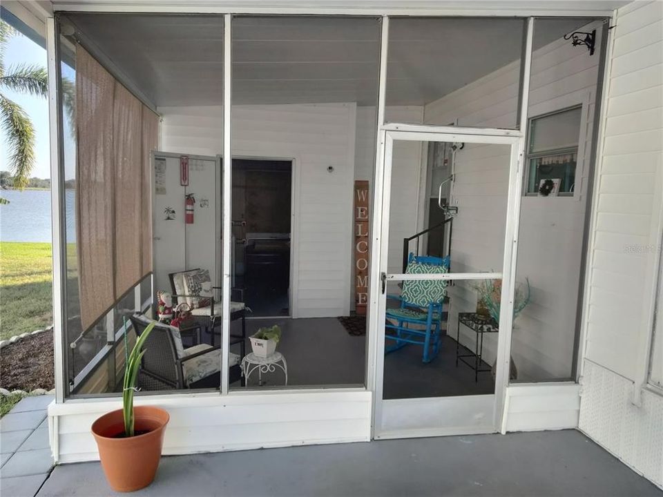 For Sale: $210,000 (2 beds, 2 baths, 1056 Square Feet)