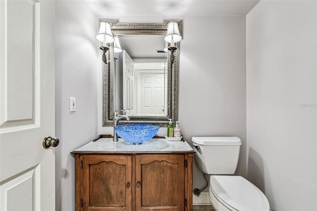 En Venta: $844,500 (4 camas, 3 baños, 2762 Pies cuadrados)