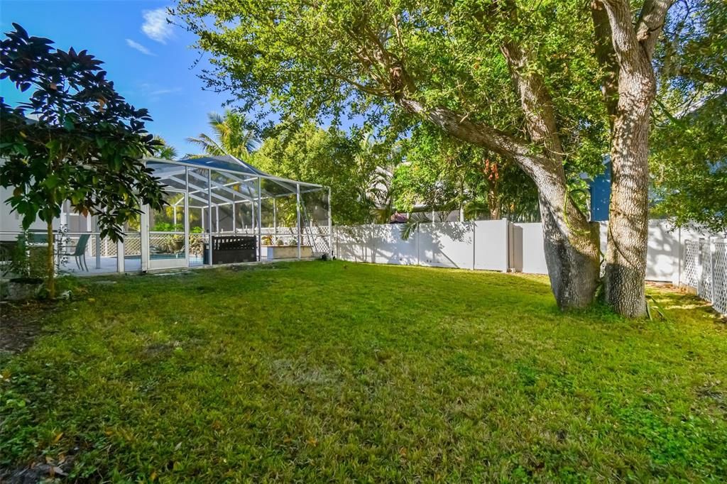 En Venta: $844,500 (4 camas, 3 baños, 2762 Pies cuadrados)