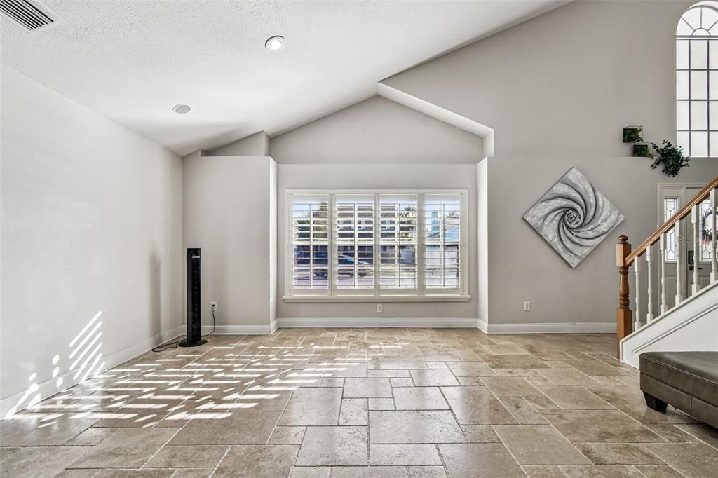 En Venta: $844,500 (4 camas, 3 baños, 2762 Pies cuadrados)