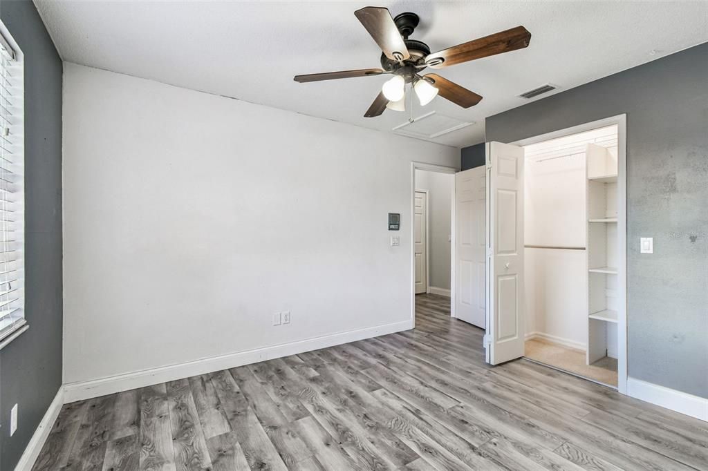 En Venta: $844,500 (4 camas, 3 baños, 2762 Pies cuadrados)