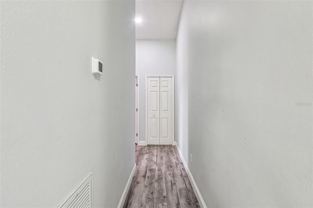 En Venta: $844,500 (4 camas, 3 baños, 2762 Pies cuadrados)