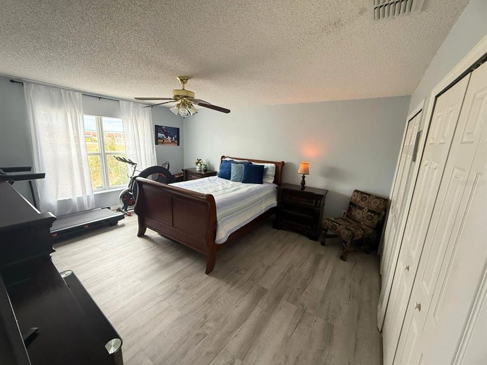 На продажу: $359,000 (5 спален, 2 ванн, 2797 Квадратных фут)