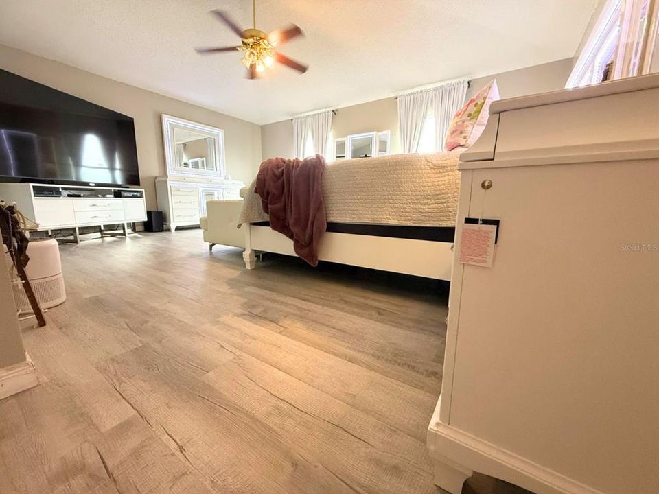 На продажу: $359,000 (5 спален, 2 ванн, 2797 Квадратных фут)