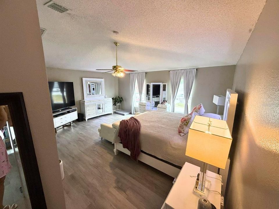 На продажу: $359,000 (5 спален, 2 ванн, 2797 Квадратных фут)