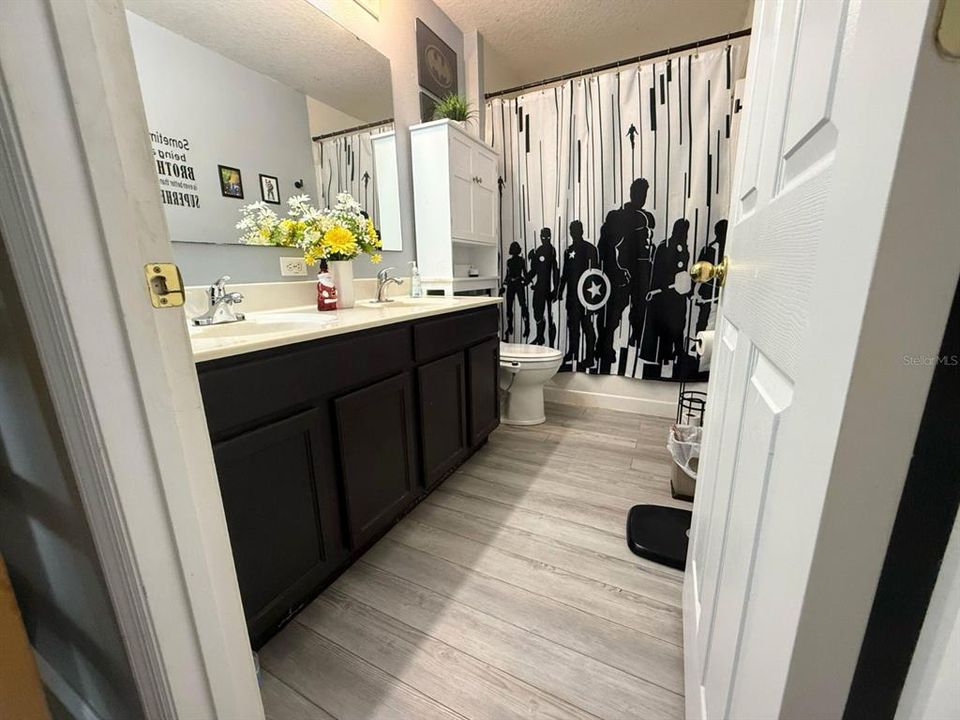 На продажу: $359,000 (5 спален, 2 ванн, 2797 Квадратных фут)