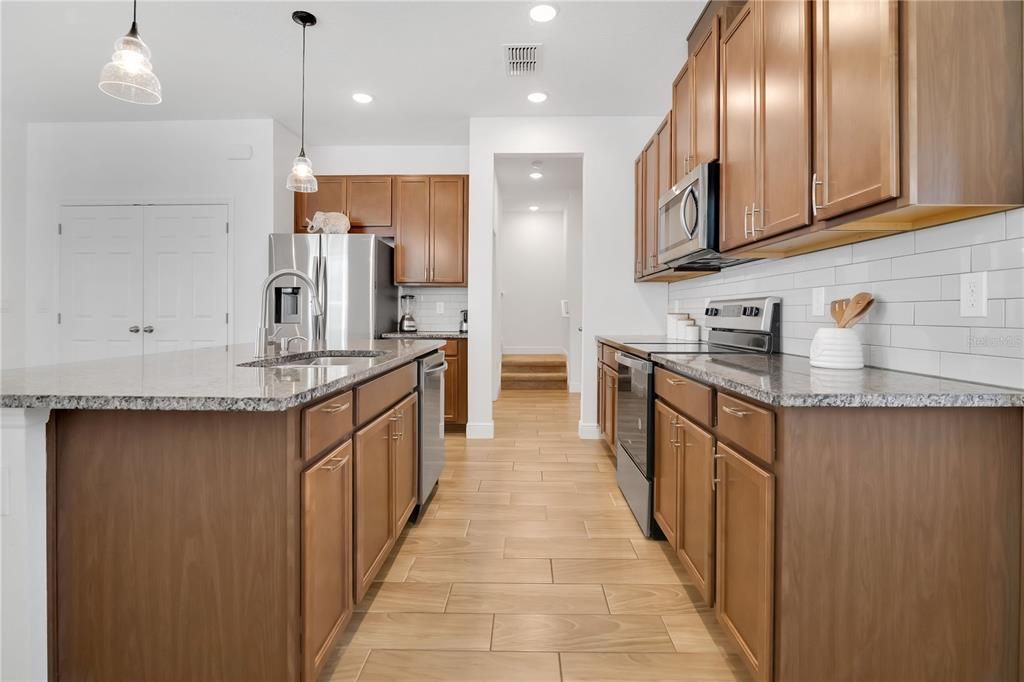 出租: $2,650 (3 贝兹, 3 浴室, 1890 平方英尺)