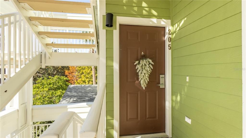 For Sale: $214,000 (2 beds, 2 baths, 1173 Square Feet)