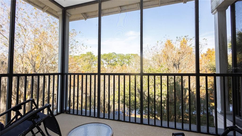 For Sale: $214,000 (2 beds, 2 baths, 1173 Square Feet)