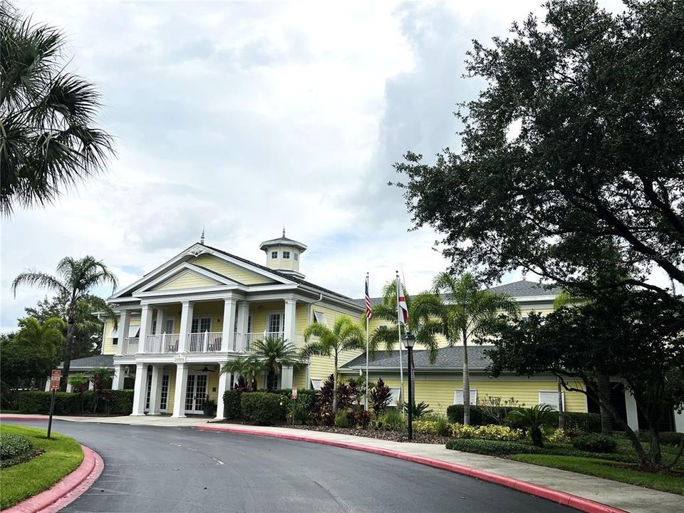 For Sale: $214,000 (2 beds, 2 baths, 1173 Square Feet)