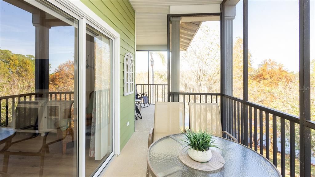 For Sale: $214,000 (2 beds, 2 baths, 1173 Square Feet)