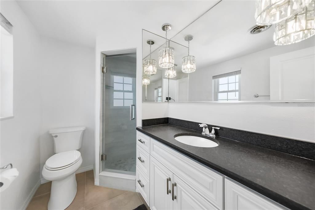 En Venta: $897,000 (2 camas, 3 baños, 1333 Pies cuadrados)