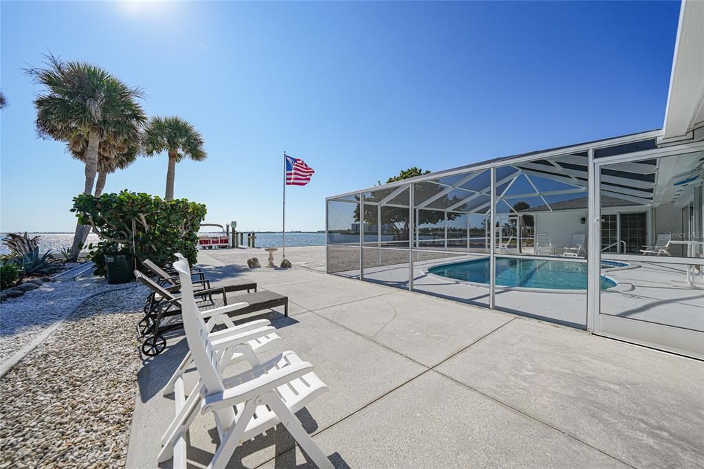 En Venta: $897,000 (2 camas, 3 baños, 1333 Pies cuadrados)