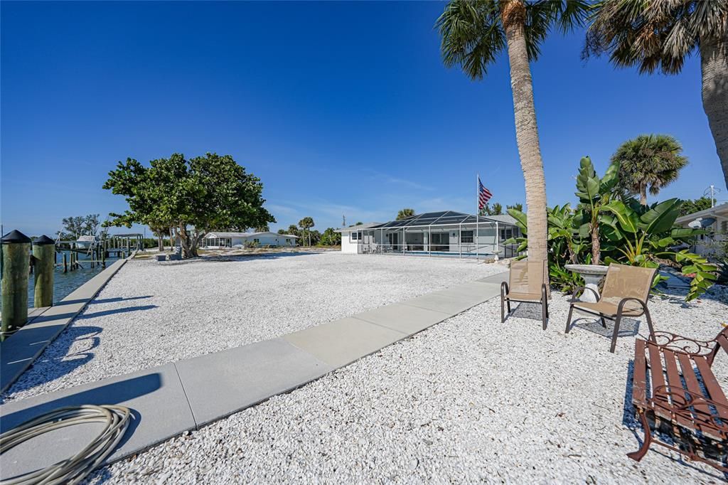 En Venta: $897,000 (2 camas, 3 baños, 1333 Pies cuadrados)