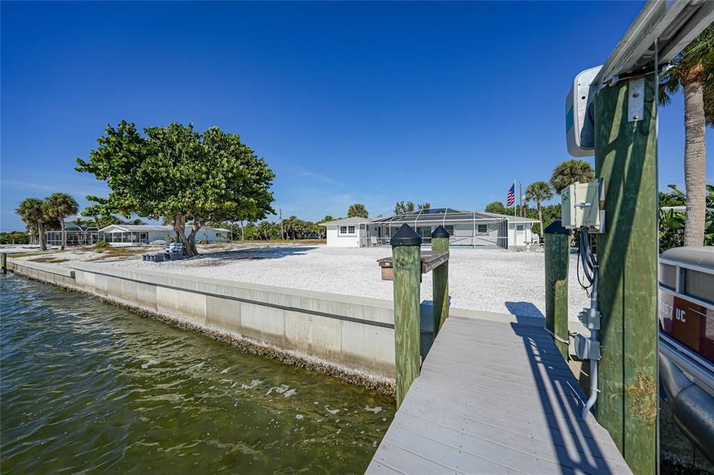 En Venta: $897,000 (2 camas, 3 baños, 1333 Pies cuadrados)