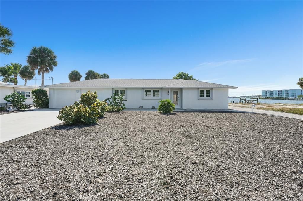 En Venta: $897,000 (2 camas, 3 baños, 1333 Pies cuadrados)