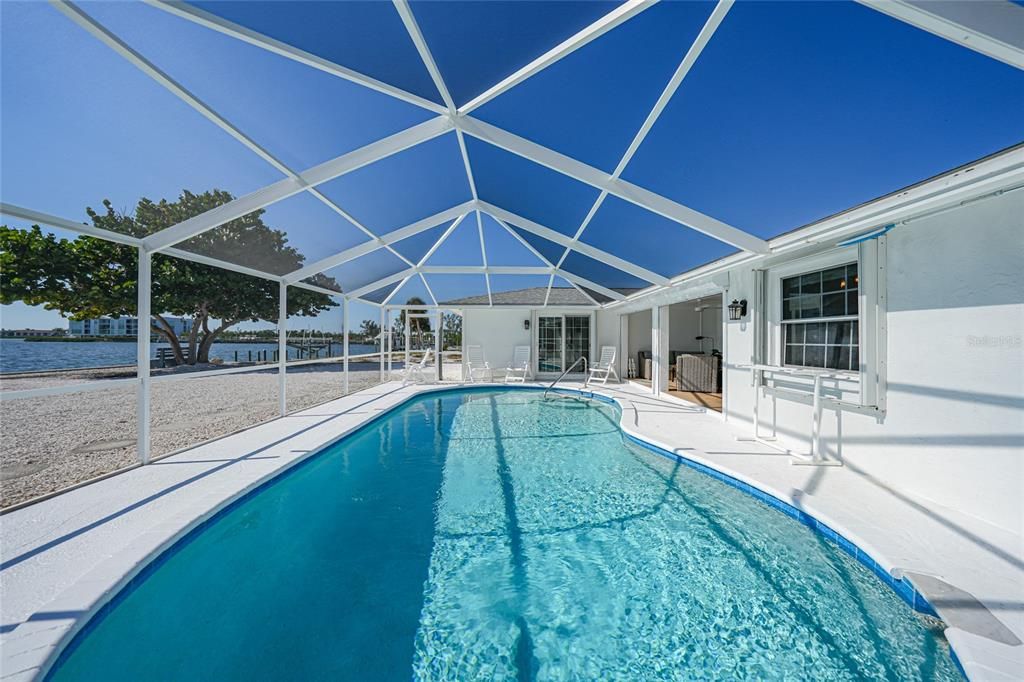 En Venta: $897,000 (2 camas, 3 baños, 1333 Pies cuadrados)