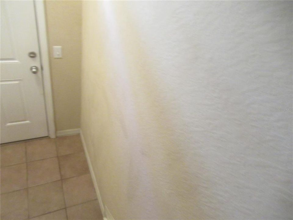 待售: $240,000 (2 贝兹, 2 浴室, 1316 平方英尺)