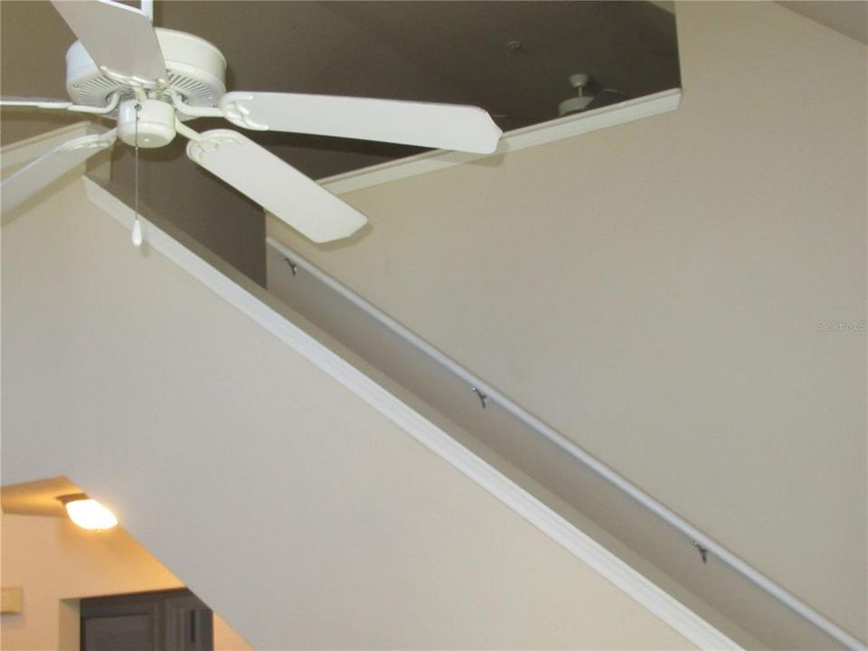 待售: $240,000 (2 贝兹, 2 浴室, 1316 平方英尺)