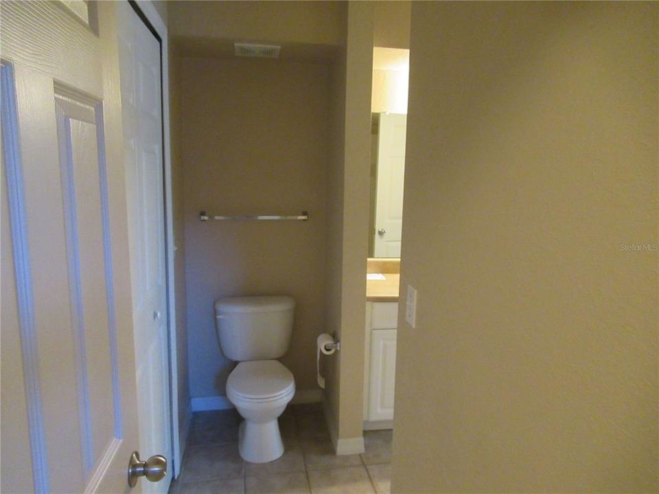 待售: $240,000 (2 贝兹, 2 浴室, 1316 平方英尺)