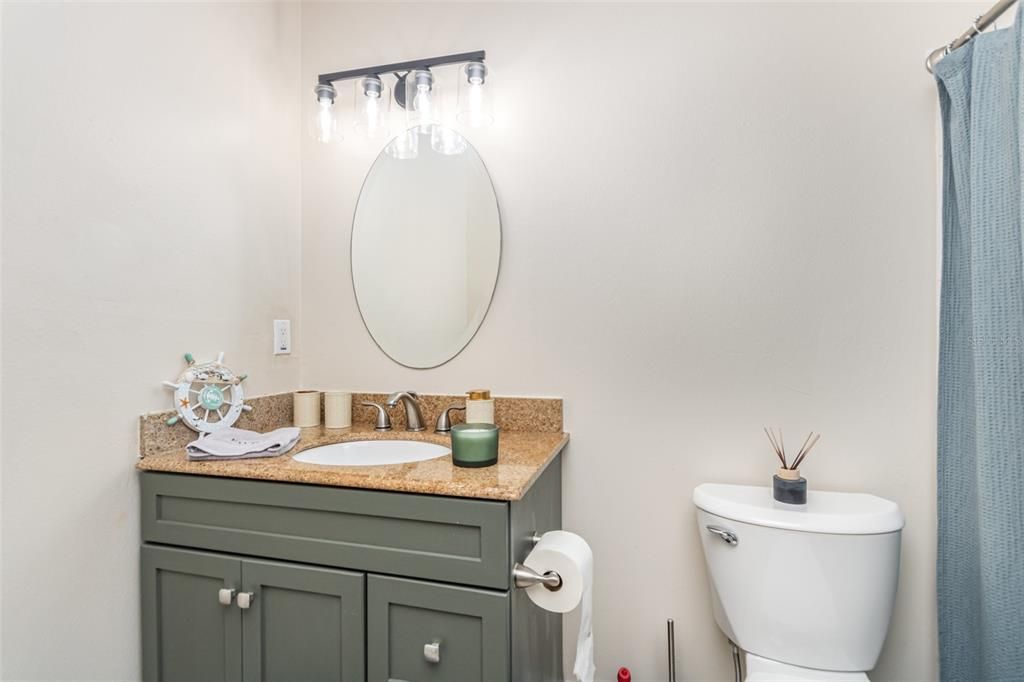 En Venta: $205,000 (3 camas, 2 baños, 1103 Pies cuadrados)