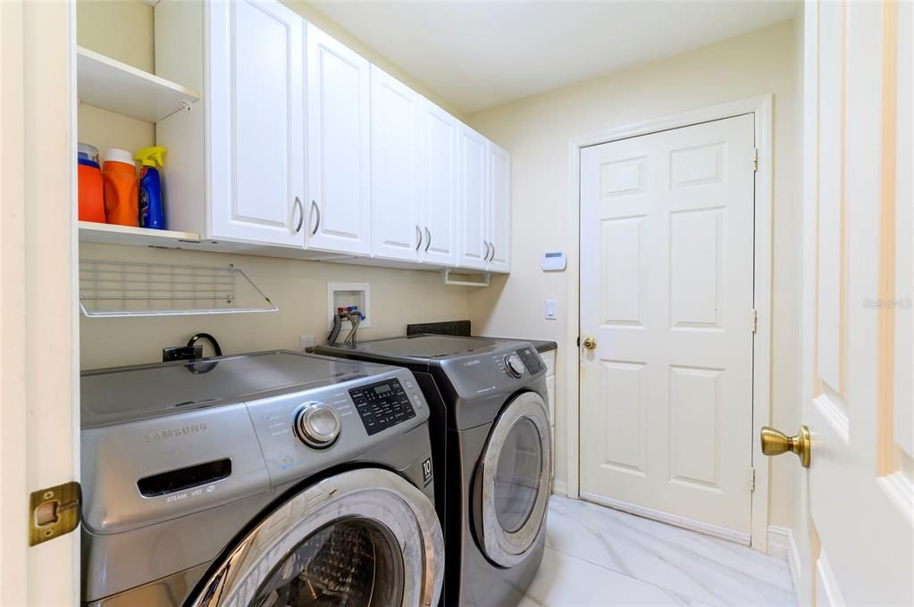 待售: $624,000 (4 贝兹, 3 浴室, 2605 平方英尺)