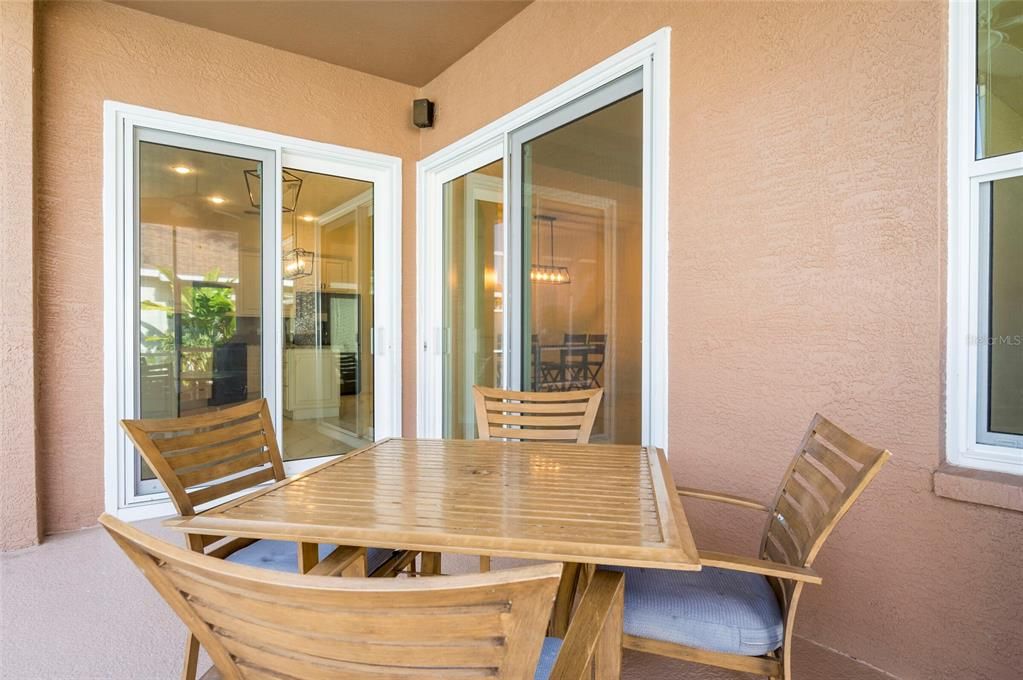 待售: $624,000 (4 贝兹, 3 浴室, 2605 平方英尺)