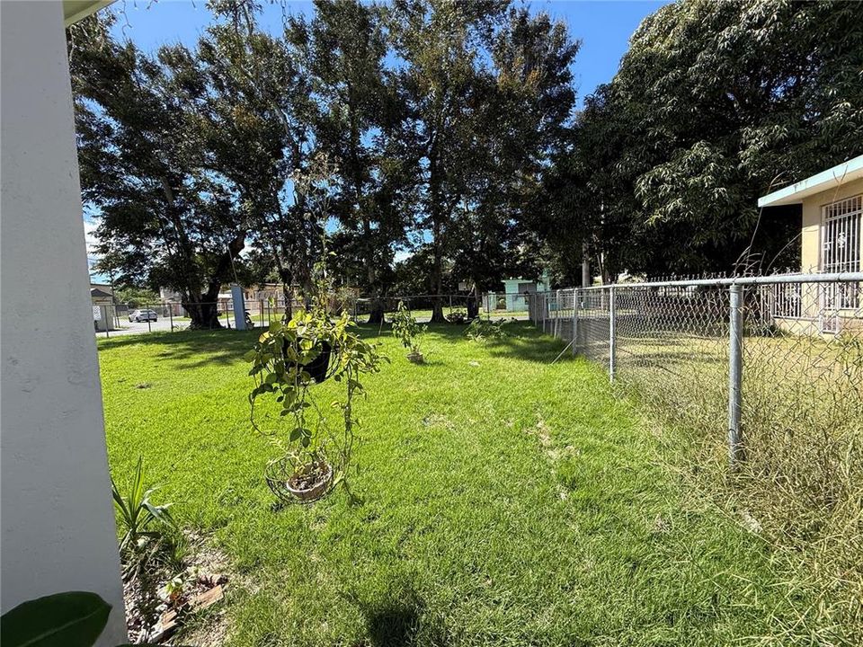 待售: $180,000 (2 贝兹, 2 浴室, 1000 平方英尺)