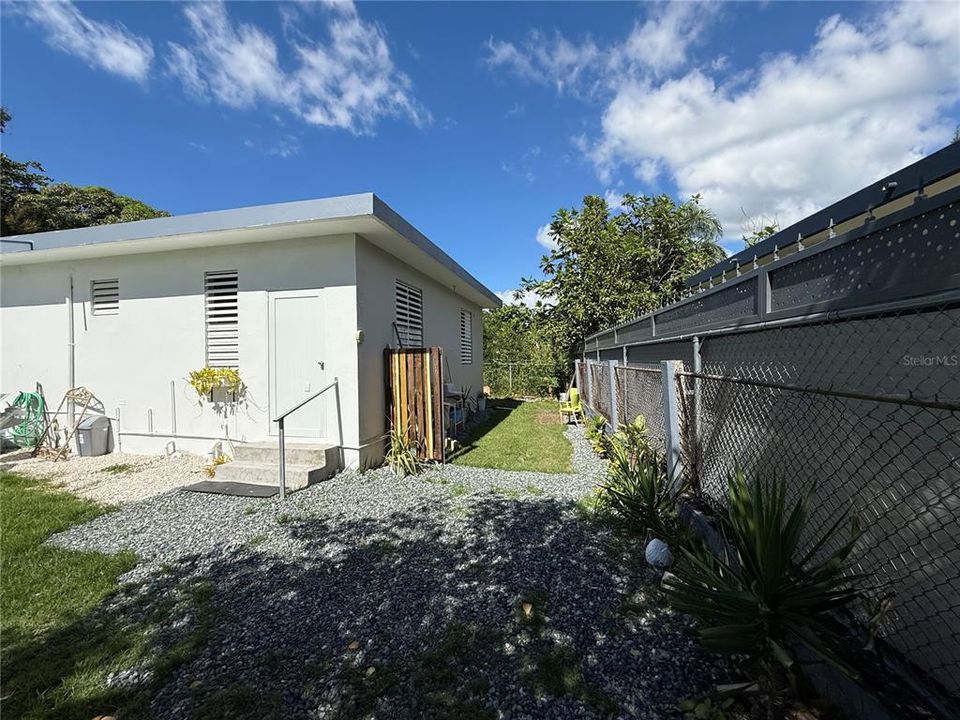 待售: $180,000 (2 贝兹, 2 浴室, 1000 平方英尺)