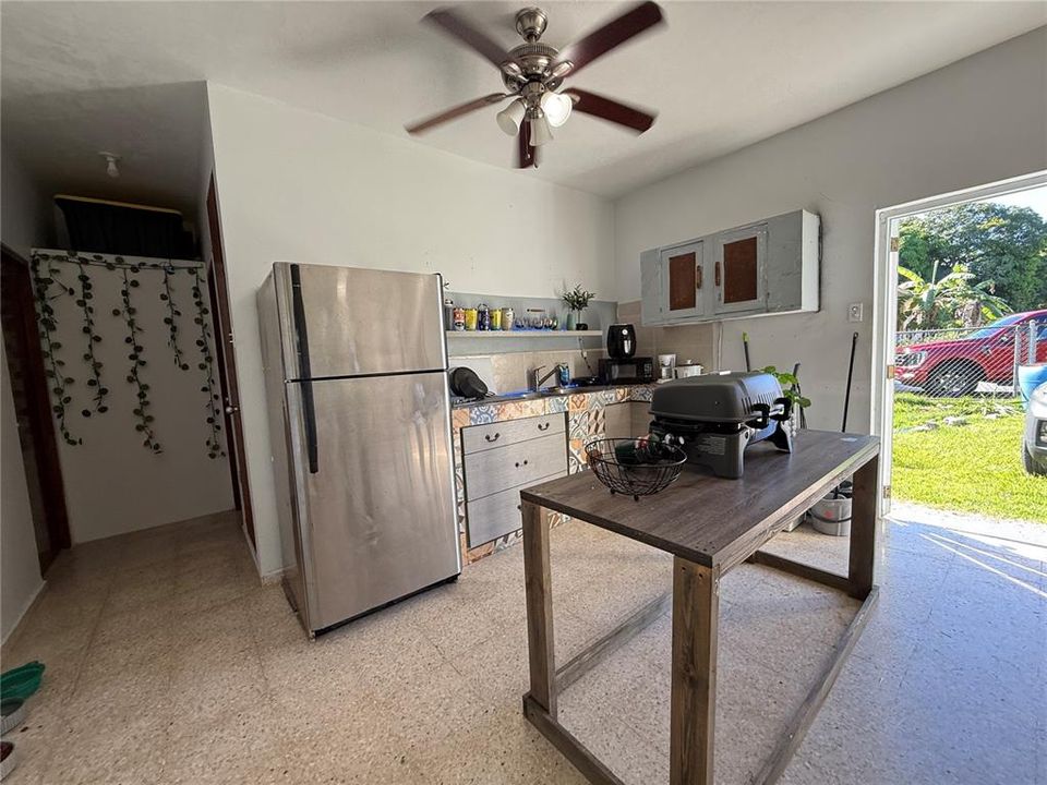 待售: $180,000 (2 贝兹, 2 浴室, 1000 平方英尺)