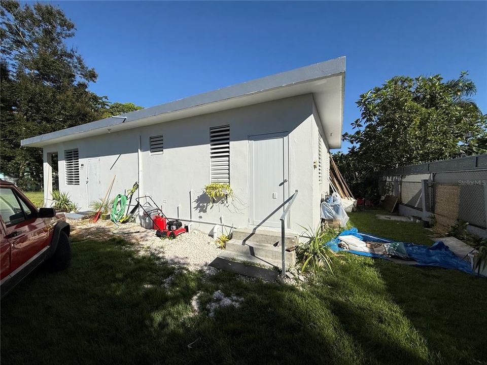 待售: $180,000 (2 贝兹, 2 浴室, 1000 平方英尺)