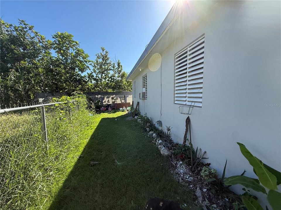 待售: $180,000 (2 贝兹, 2 浴室, 1000 平方英尺)