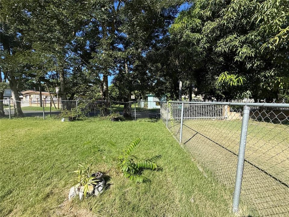 待售: $180,000 (2 贝兹, 2 浴室, 1000 平方英尺)