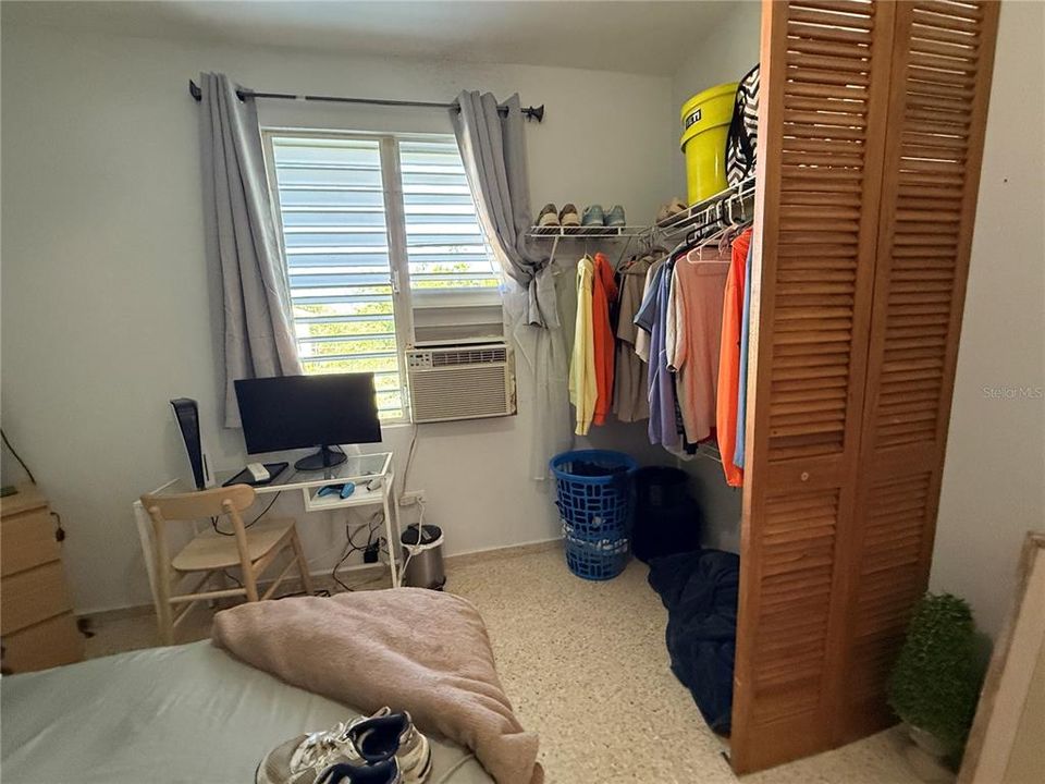 待售: $180,000 (2 贝兹, 2 浴室, 1000 平方英尺)