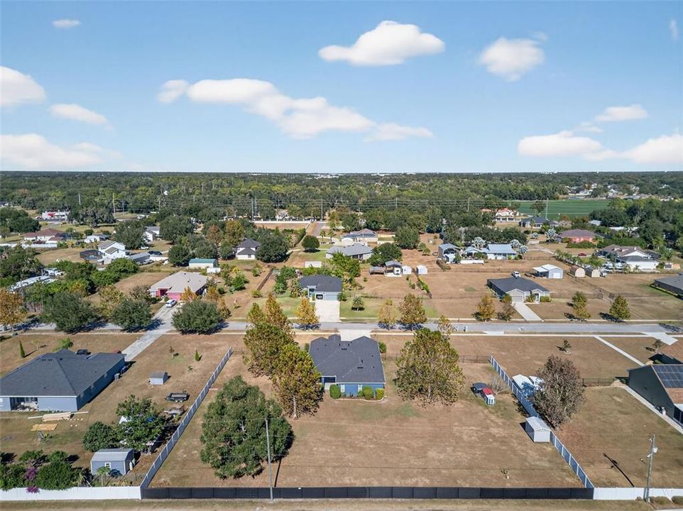 En Venta: $650,000 (4 camas, 3 baños, 2450 Pies cuadrados)