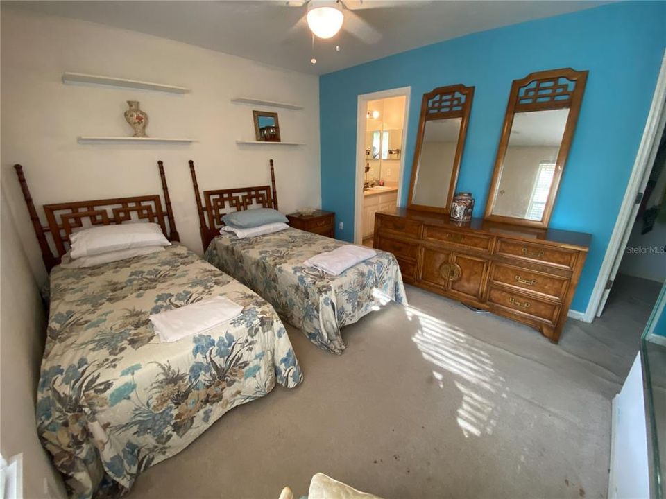 En Venta: $805,000 (4 camas, 4 baños, 3141 Pies cuadrados)