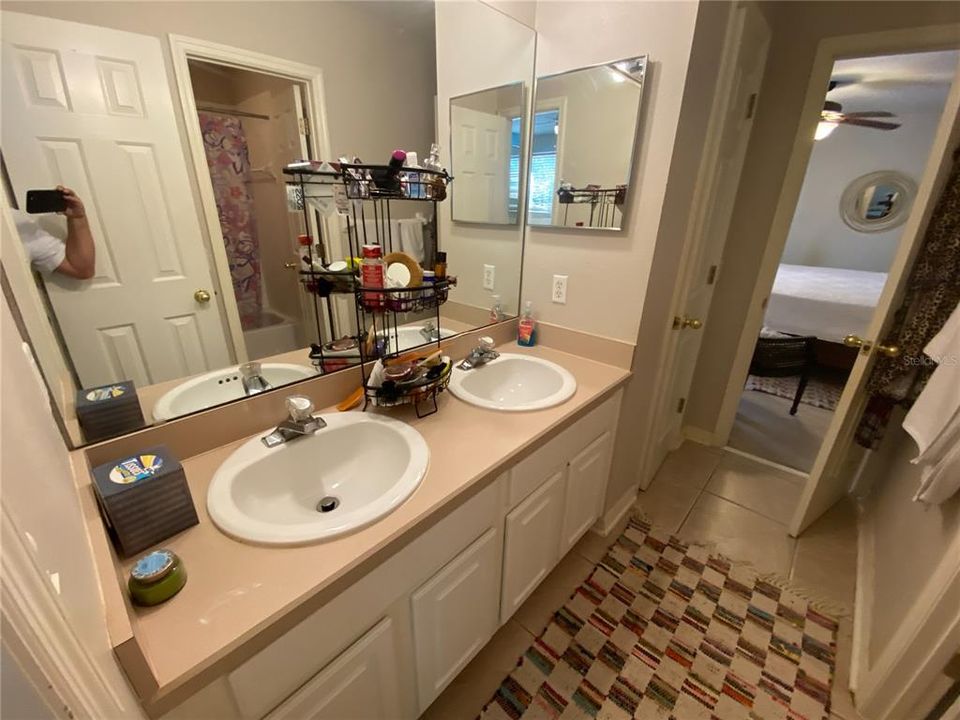 En Venta: $805,000 (4 camas, 4 baños, 3141 Pies cuadrados)