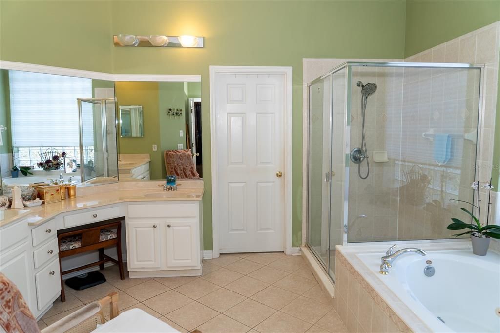 En Venta: $805,000 (4 camas, 4 baños, 3141 Pies cuadrados)