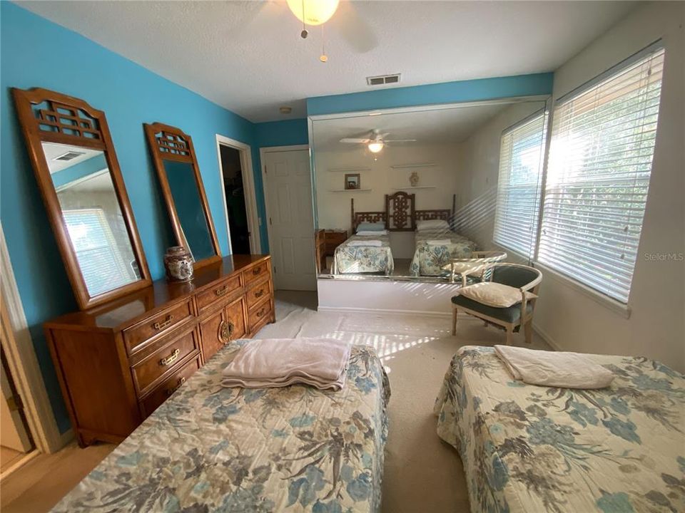 En Venta: $805,000 (4 camas, 4 baños, 3141 Pies cuadrados)