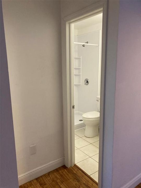 待售: $94,500 (1 贝兹, 1 浴室, 745 平方英尺)