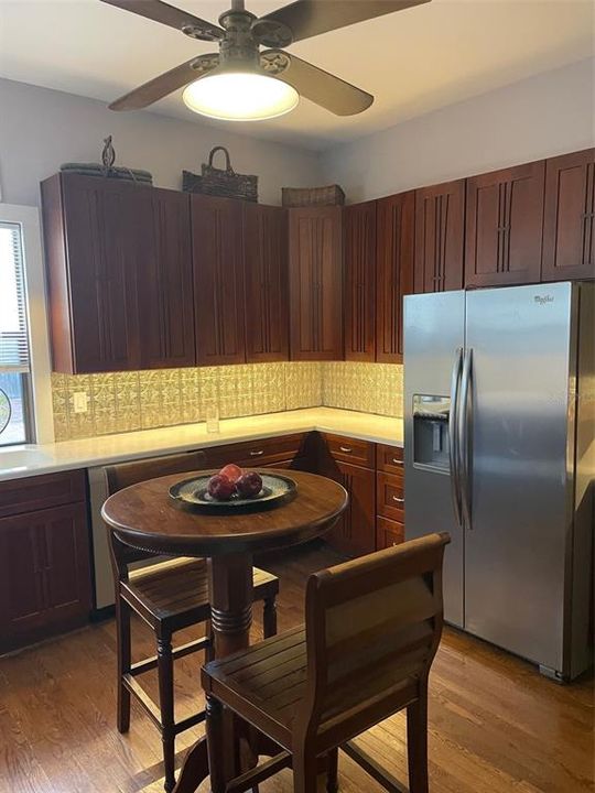 待售: $999,000 (4 贝兹, 3 浴室, 2544 平方英尺)