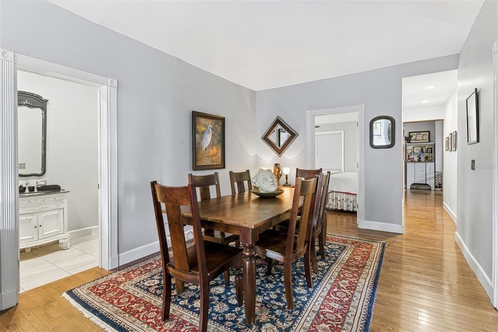 待售: $999,000 (4 贝兹, 3 浴室, 2544 平方英尺)