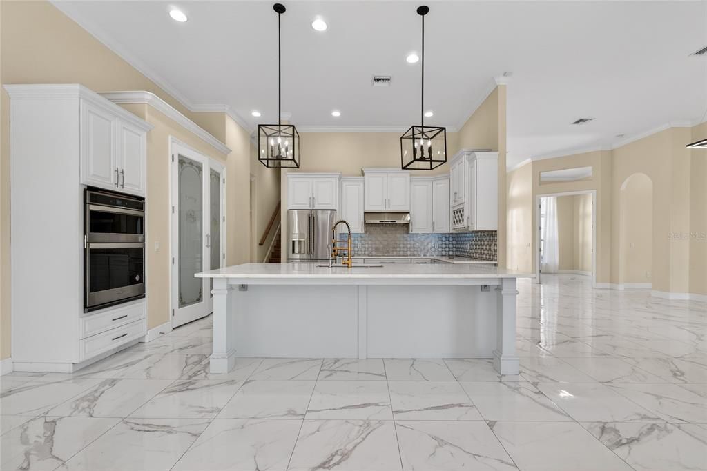 На продажу: $849,990 (5 спален, 4 ванн, 3340 Квадратных фут)