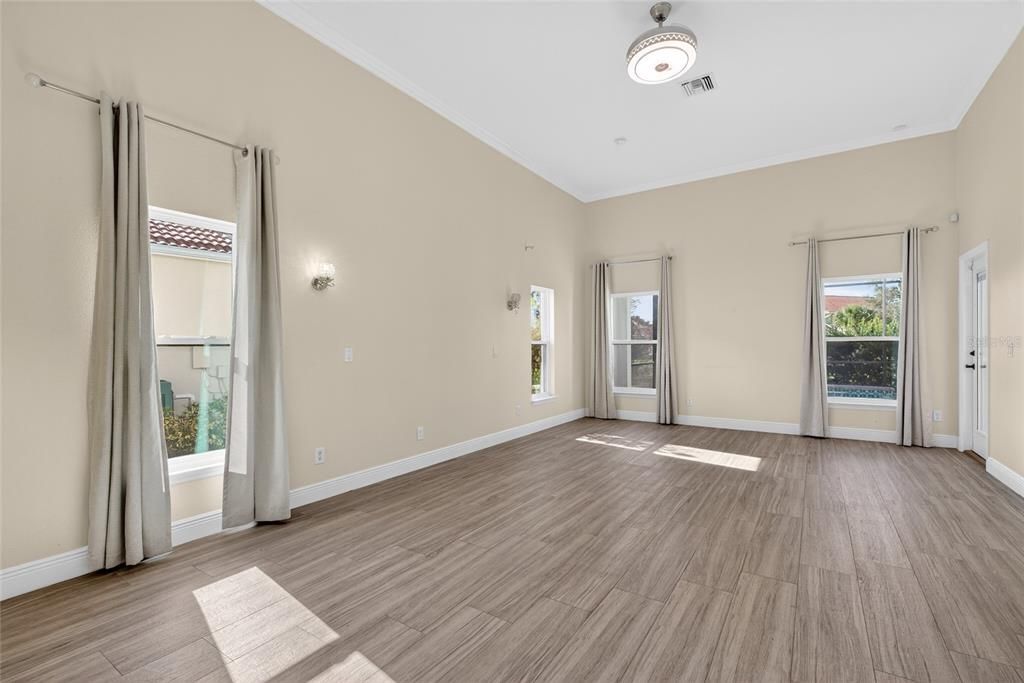 На продажу: $849,990 (5 спален, 4 ванн, 3340 Квадратных фут)