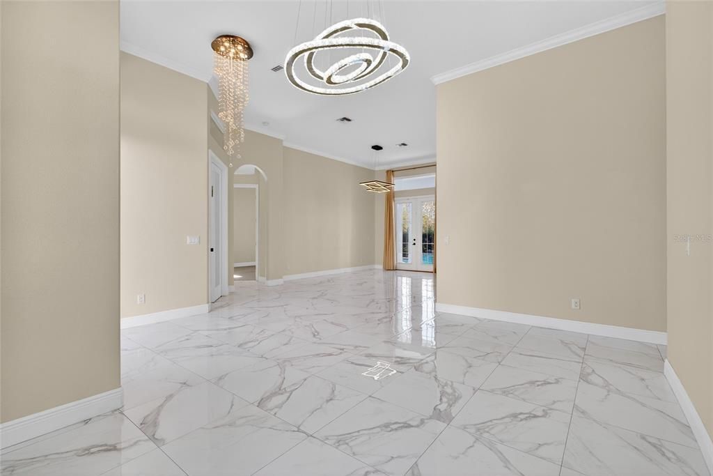 На продажу: $849,990 (5 спален, 4 ванн, 3340 Квадратных фут)