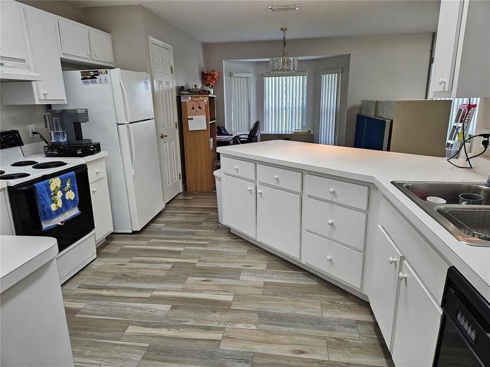 待售: $5,700 (0 贝兹, 0 浴室, 0 平方英尺)