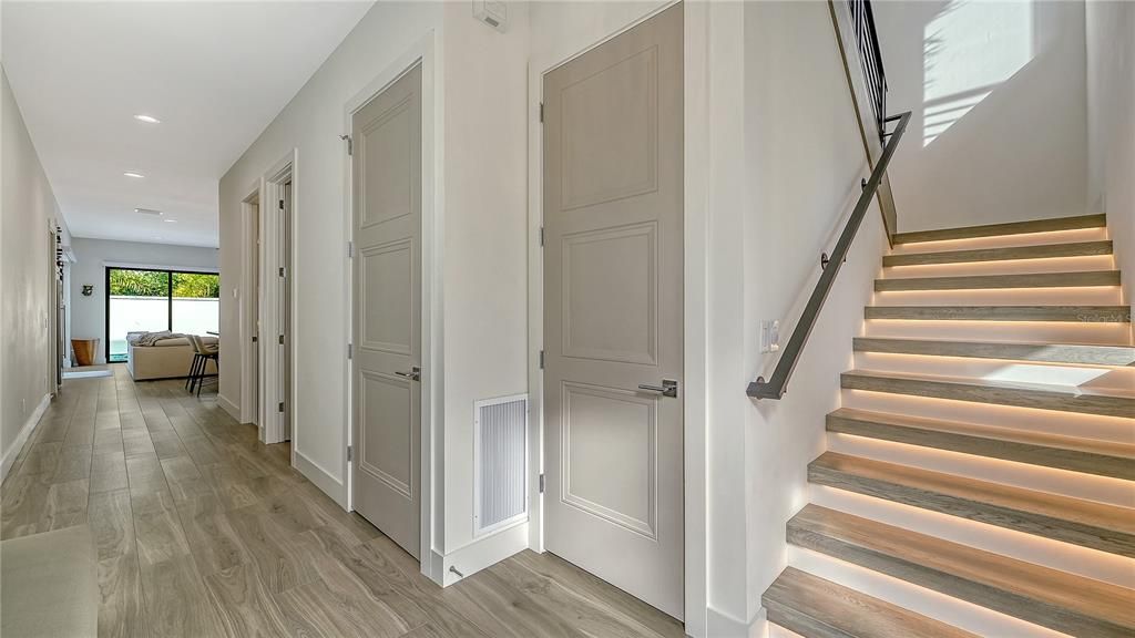 На продажу: $3,100,000 (4 спален, 3 ванн, 2754 Квадратных фут)